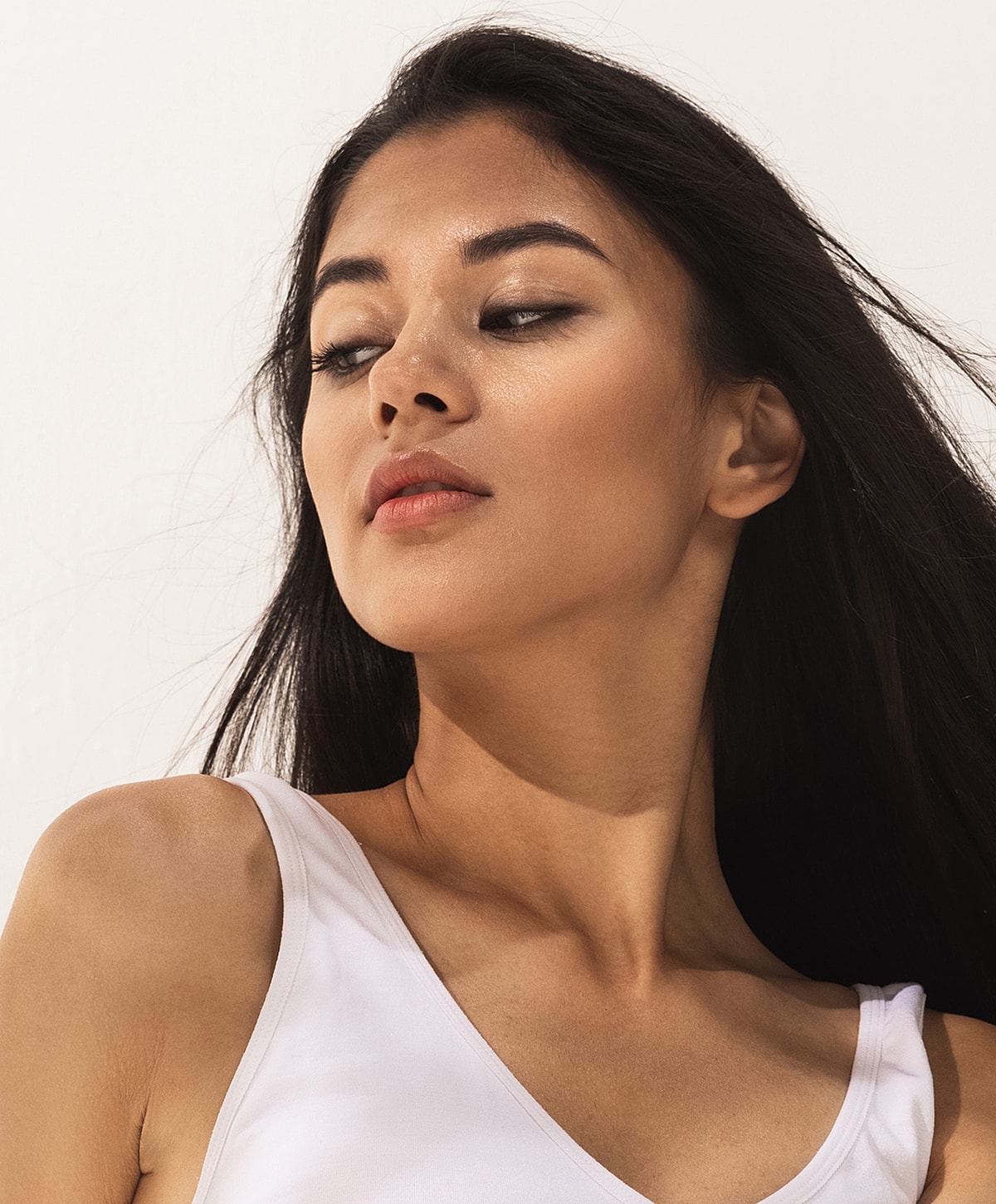 Dermaplaning And Facial Peels 